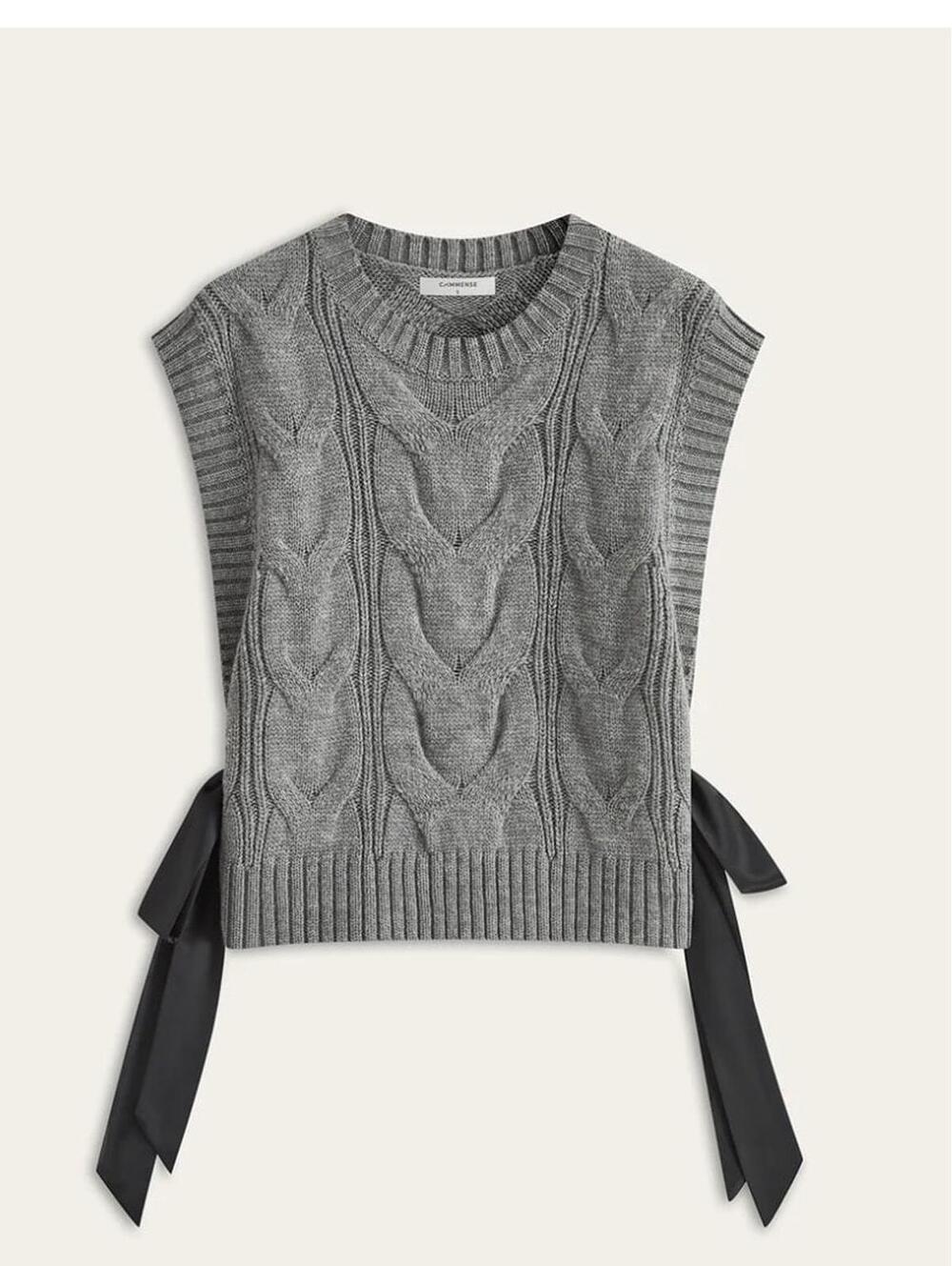 Commence Dual-Sided Bow Cable-Knit Vest size medium
